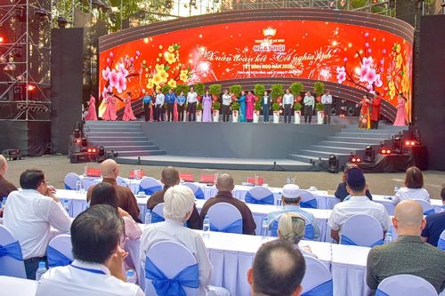 Nhiều hoạt động ý nghĩa trong Ngày hội 'Xuân đoàn kết - Tết nghĩa tình' tại TP.HCM