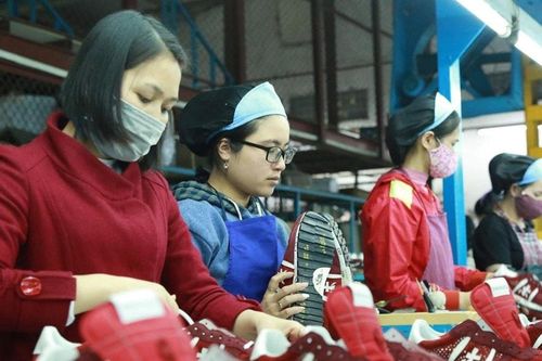 Ngành da giày vượt khó, giữ nhịp xuất khẩu