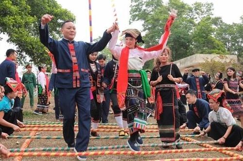 Xây dựng nền tảng văn hóa vững chắc cho an ninh con người và trật tự xã hội