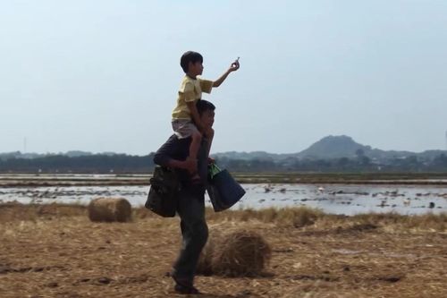 'Việc lớn': Bước chuyển hướng của Đen khi lần đầu viết về cha