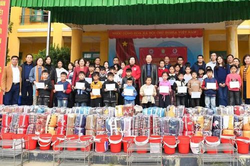 Tết yêu thương - Xuân Khuyến học 2026 ấm áp nghĩa tình nơi vùng cao Hồng Thái