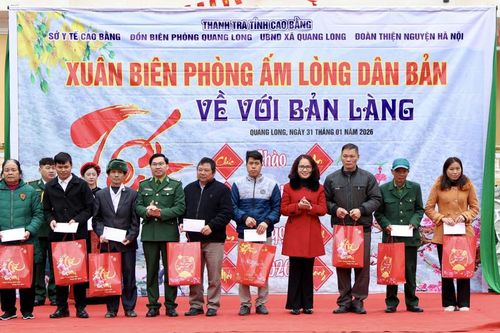 Đồn Biên phòng Quang Long tổ chức chương trình 'Xuân Biên phòng - Ấm lòng dân bản'