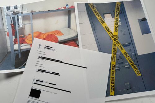 Bộ Tư pháp Mỹ công bố 3 triệu trang tài liệu Epstein