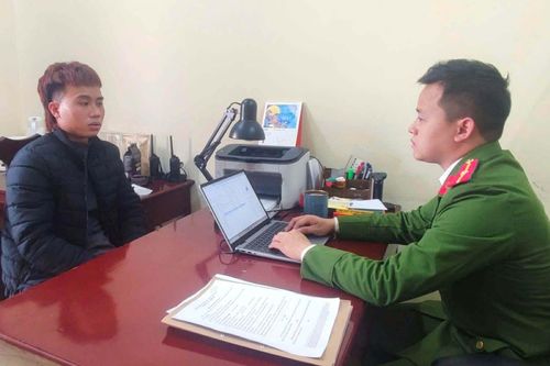 Bắt kẻ trốn lệnh truy nã sau khi đánh người