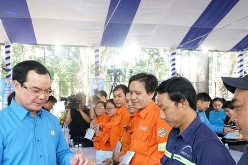 Khai mạc Chợ Tết Công đoàn - Xuân 2026 tại TP Hồ Chí Minh