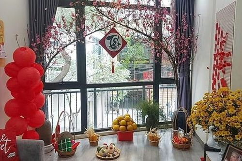 Gói bánh chưng, mua đào từ sớm: Phong cách đón xuân mới của một bộ phận người trẻ