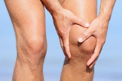 Tràn dịch khớp gối: Đừng chủ quan khi đầu gối sưng đau