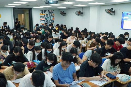 Giải mã cục diện kỳ thi HSA và V-ACT: Chiến lược chinh phục điểm chuẩn Đại học 2026