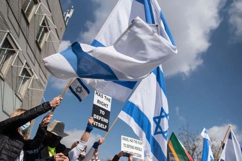Nam Phi và Israel 'ăn miếng trả miếng' về ngoại giao