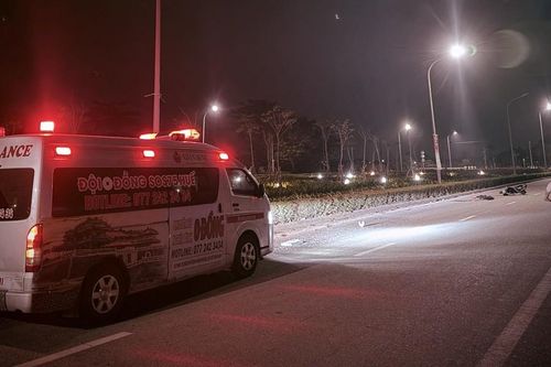 Huế: Tai nạn xe máy lúc rạng sáng khiến 2 người tử vong