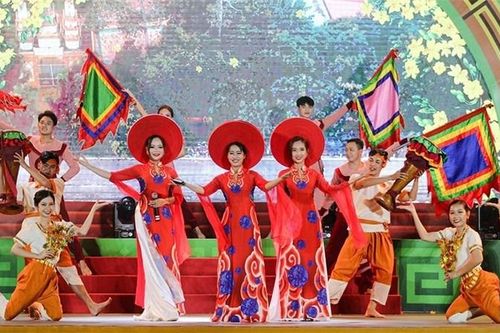 Thủ tướng chỉ đạo tăng cường quản lý nhà nước về lễ hội, du lịch