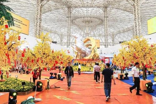 Hà Nội tái hiện không gian 'Tết sum vầy' tại Hội chợ Mùa Xuân