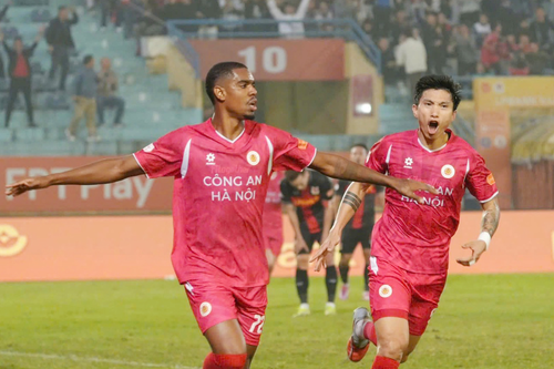 Bảng xếp hạng V-League 2025-2026 sau vòng 12: Ngôi đầu đổi chủ