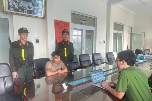 Dùng ma túy để khống chế, điều khiển người nghiện