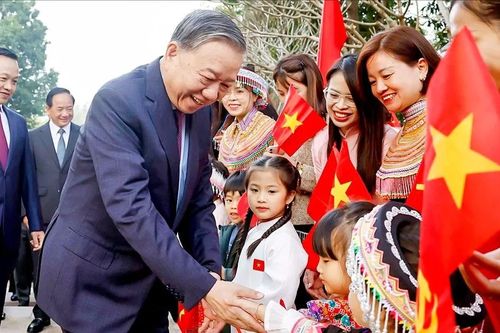 Khánh thành Nhà tưởng niệm Chủ tịch Hồ Chí Minh tại Di tích Đồi E2