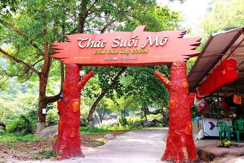 Suối Mỡ, điểm hẹn xanh mát giữa núi rừng Bắc Ninh