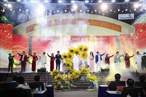 Nghĩa tình hậu phương - Ấm lòng biên giới