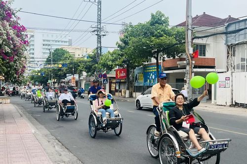 Chung tay giữ hình ảnh Khánh Hòa văn minh, thân thiện