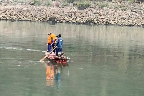 Tìm thấy thi thể nạn nhân mất tích trên sông Đà