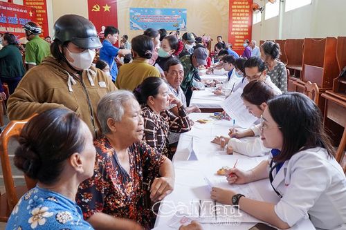 Xuân tình nguyện tại Đất Mũi của thầy thuốc trẻ TP Cần Thơ