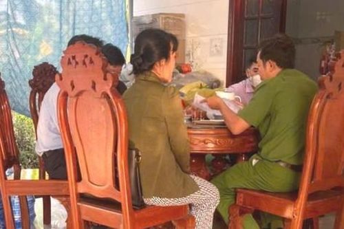 Kinh hoàng 5 người thương vong sau cuộc nhậu ở Đồng Tháp, thu giữ thứ chất lỏng để điều tra