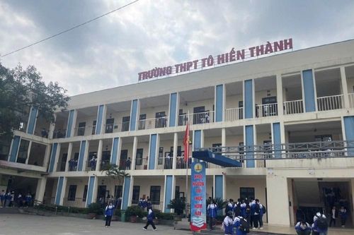 Vụ sửa điểm thi của học sinh: Có sai sót, nhà trường nhận trách nhiệm