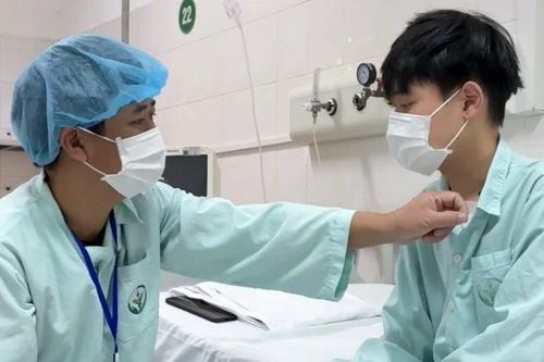 Viết tiếp giấc mơ vào Đại học cho chàng trai suy tim giai đoạn cuối