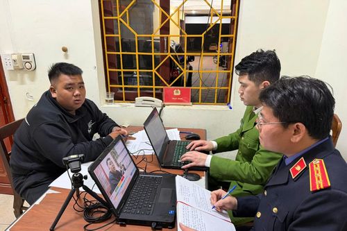 Triệt phá đường dây mua bán người dưới 16 tuổi vào các công ty lừa đảo tại Campuchia