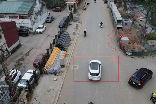 Hà Nội: Biển cấm ô tô xuất hiện giữa tuyến Nguyễn Tuân, tài xế lo 'dính' phạt nguội