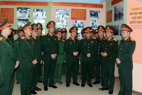 Thanh niên Quân đội nguyện tiếp bước cha anh, tự tin vững bước vào kỷ nguyên mới