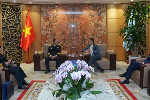 Thắt chặt mối quan hệ phối hợp chiến lược giữa Quân chủng Hải quân và Petrovietnam