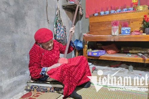 Người phụ nữ Tày dành cả đời giữ điệu Then cổ