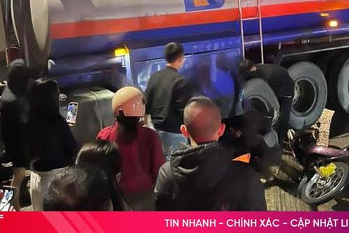 Xe bồn va chạm xe máy, 1 người tử vong trong đêm