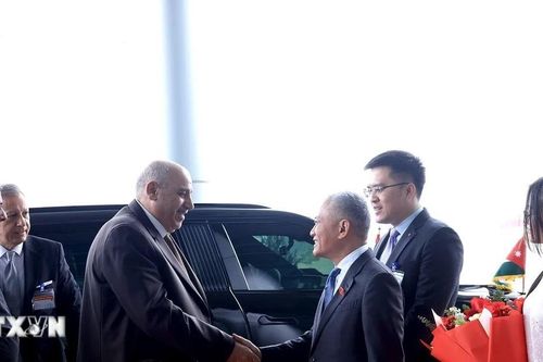 Chủ tịch Hạ viện Jordan đến Hà Nội, bắt đầu thăm chính thức Việt Nam