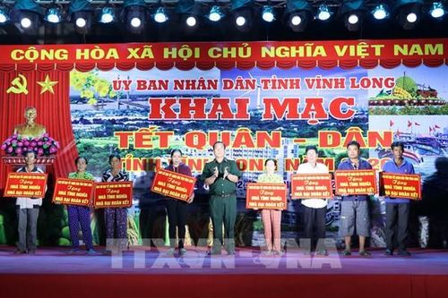 Khi Tết đến cùng nghĩa tình Quân – Dân ở Vĩnh Long