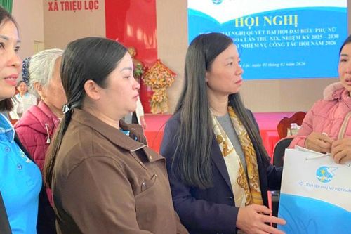 Hội LHPN Việt Nam trao 'Tết yêu thương' tới trẻ mồ côi, phụ nữ khó khăn của tỉnh Thanh Hóa