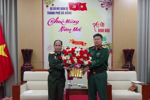 Bộ Chỉ huy Quân sự tỉnh Sê Kông (Lào) chúc Tết Bộ Chỉ huy Quân sự thành phố Đà Nẵng
