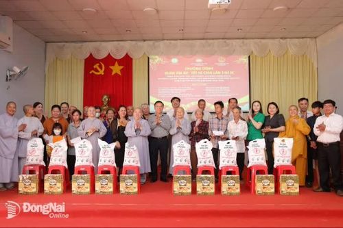 Ý nghĩa chương trình 'Xuân ấm áp - Tết sẻ chia' lần thứ IX tại Đồng Nai