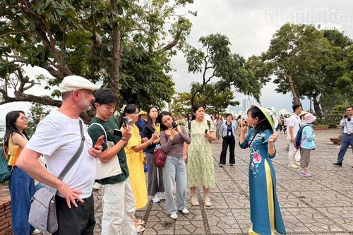 Đoàn famtrip của Scoot Air khảo sát du lịch Khánh Hòa