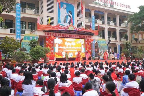 Tưng bừng chương trình chào xuân tại trường học