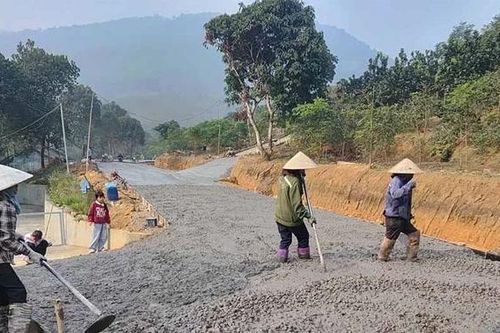 Thọ Văn bứt phá từ những tuyến đường nông thôn