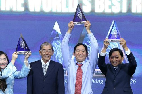 Gạo ST 25 nhận cúp 'Gạo ngon nhất thế giới' lần thứ 3