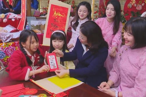 Rộn ràng 'Tết xưa trên miền di sản'