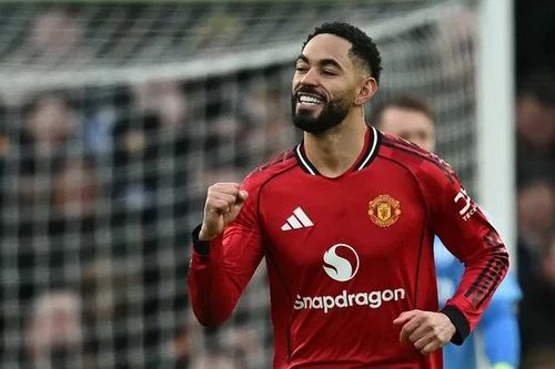 Manchester United thắng trận thứ ba liên tiếp ở Premier League