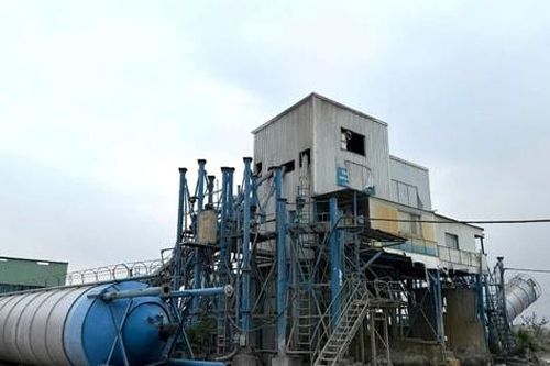 Phường Lĩnh Nam: Cắt điện 9/16 trạm trộn bê tông, asphalt vi phạm trên bãi sông Hồng