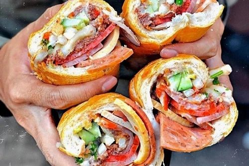 'Thủ phạm' quen mặt đứng sau những vụ ngộ độc