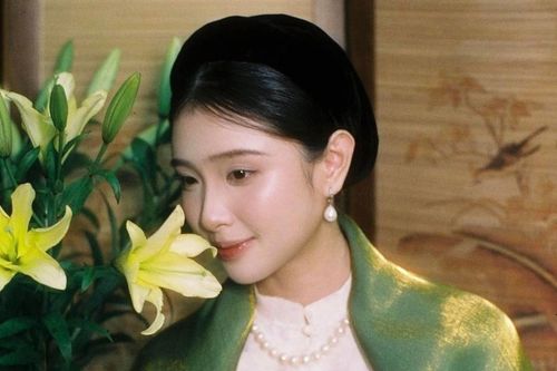 'Làm mới' ngọc trai cho áo dài dịp Tết