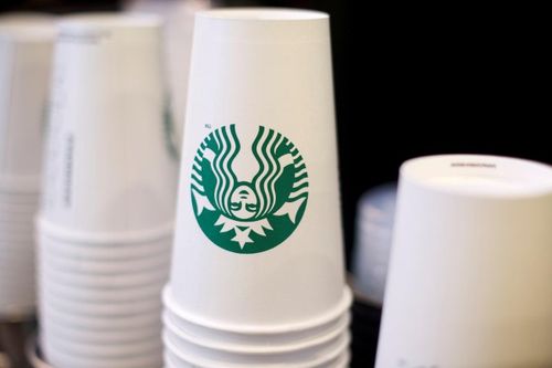 Starbucks thành nạn nhân của chính mình