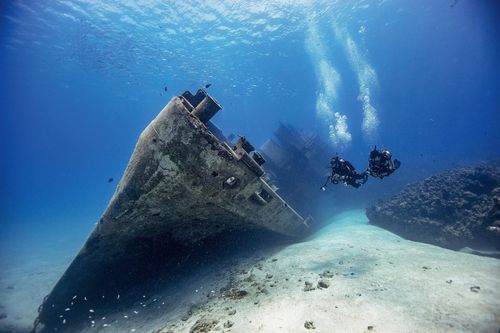 Có gì dưới 'tam giác quỷ' Bermuda?