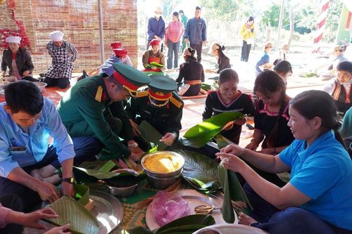 Xuân biên giới lan tỏa nghĩa tình quân dân ở Quảng Ngãi